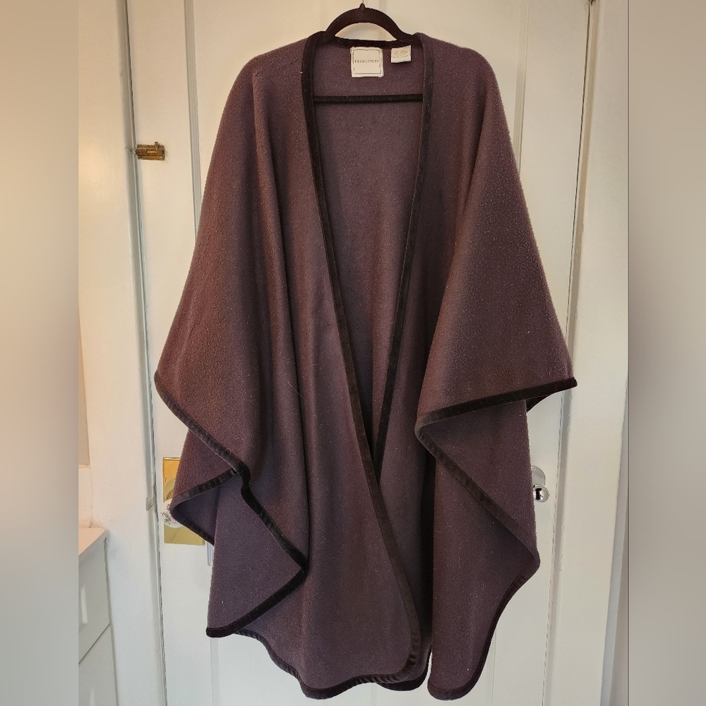 🖤80's Black Shawl/Cape🖤